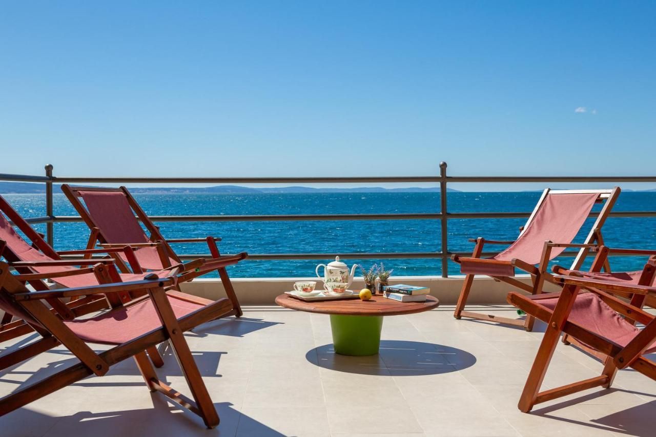Blue Lagoon Beach Apartments Dugi Rat Exterior foto