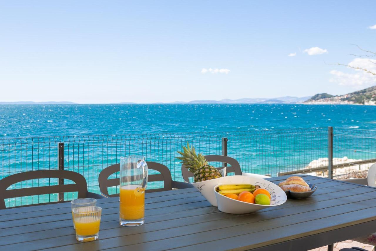 Blue Lagoon Beach Apartments Dugi Rat Exterior foto